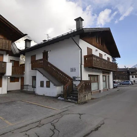 Holidays On Dolomites Апартаменты Villanova (Belluno)